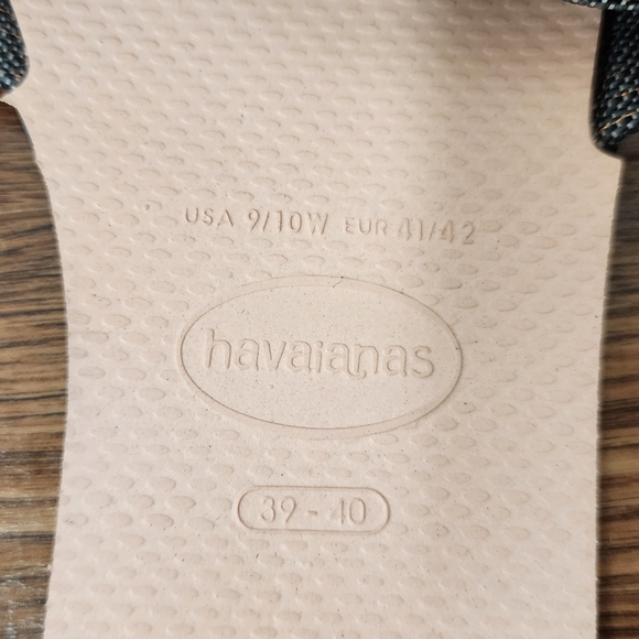 Havaianas flip flops size 9/10 - Picture 3 of 7